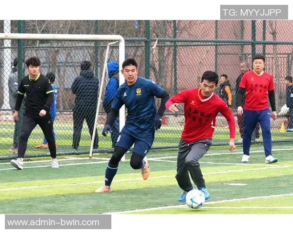 精彩足球赛图片大全汇总让你感受绿茵场上的激情与魅力 精彩足球赛图片大全汇总让你感受绿茵场上的激情与魅力